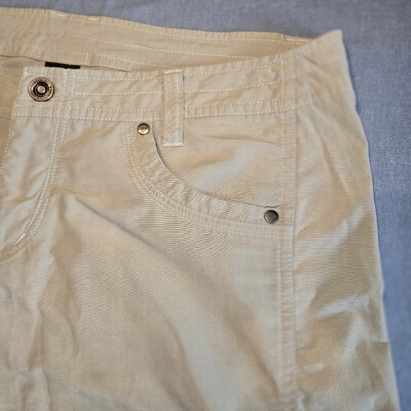 Kuhl Women's Shorts Size 10 Camping Hiking 7 Inch Inseam - Picture 3 of 11